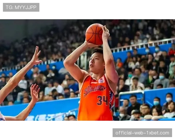 王浩然首次入选无伤病困扰 四号位新面孔提供战术选择